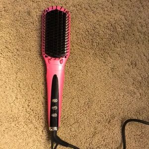 Head kandy brush straightener